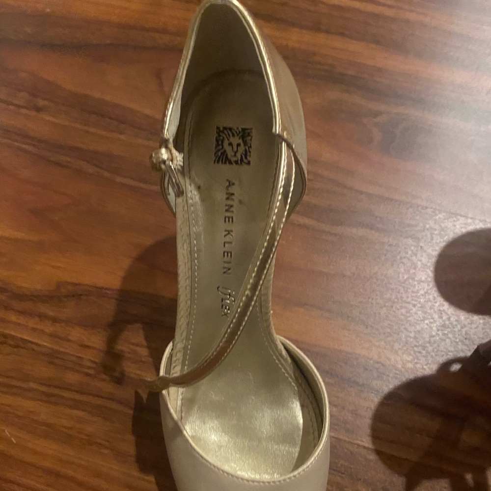 Anne Klein